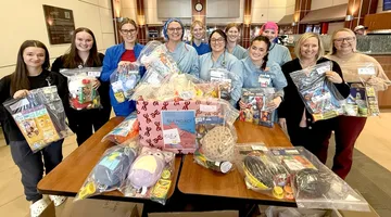 Gardner Family Donates Hope Bags to SBL